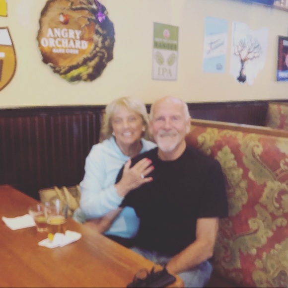 Meet your Posher, Jan - Picture 1 of 1